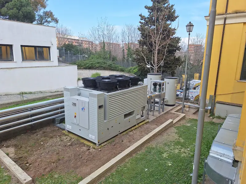 pompa-di-calore-polivalente-dethermina-impianto-centralizzato